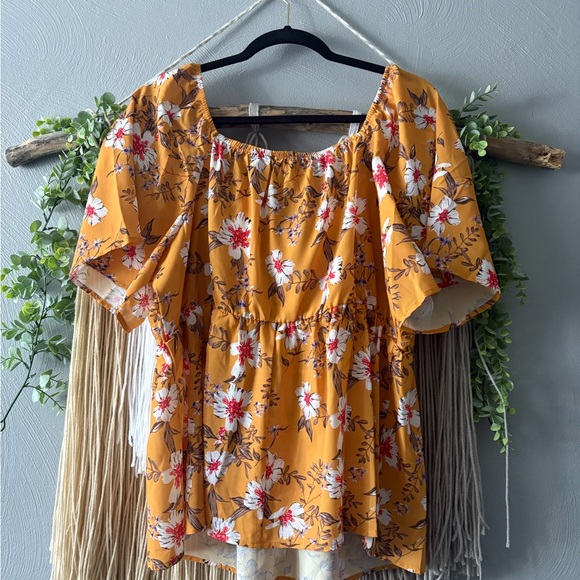 BloomChic Purple, Teal, and Yellow Short Sleeve Top Trio - Picture 3 of 10